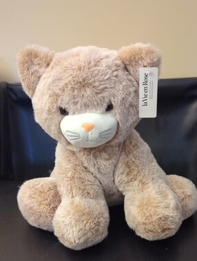 La Vie En Rose Plush Stuffed cat brand new